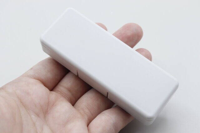 セリアで見つけた持ち運びの最適解♡ケースを開けると嬉しい工夫が…！