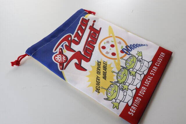 セリアさん100円で良いの…？パークで買ったらいくらするんだろ…可愛いディズニーグッズ発見