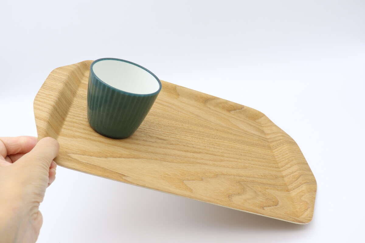 100均で買えるってマジか！ニトリで買ったら千円越えレベル！地味だけど高機能なトレー