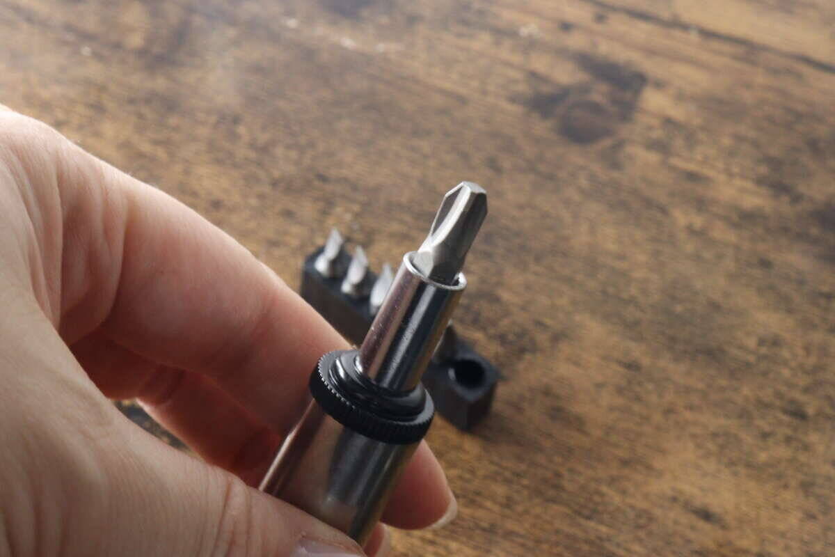 100均で買えるのが奇跡！「小さいのに高機能！」300円だけど買ってよかった本格工具