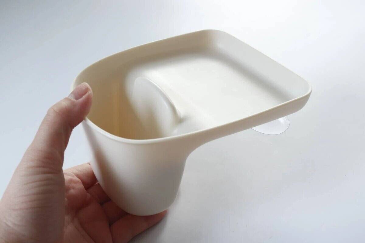 100均からついに出たよ～！「使いやすさが段違い！」「楽すぎる！」優秀キッチンホルダー3選