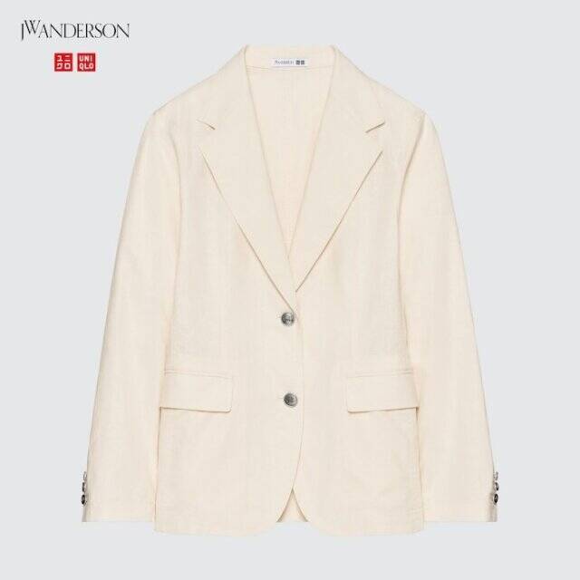 ユニクロさん…さすがに値下げ早くない？！500円～ってありがたすぎ…早い者勝ちのコラボ商品