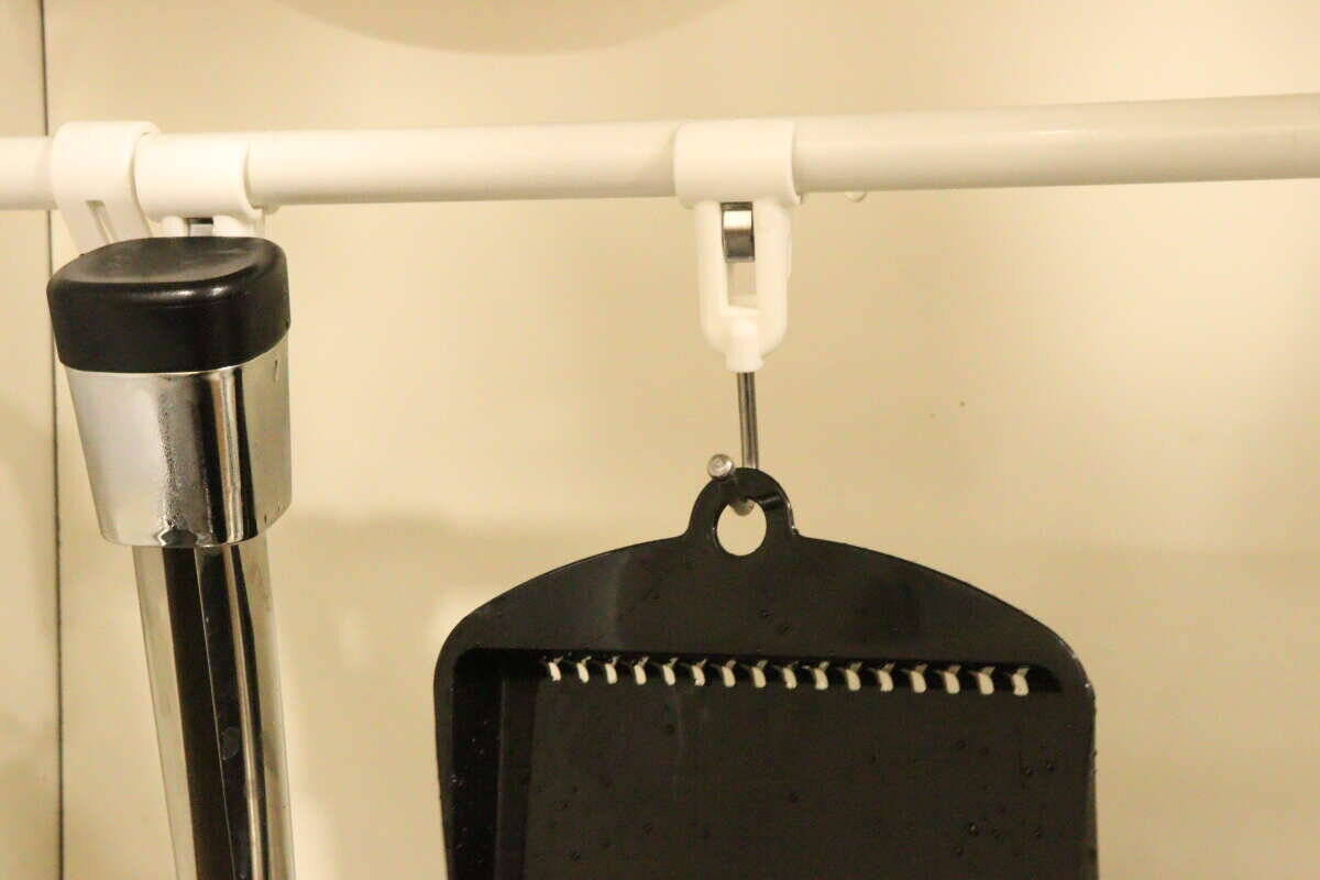 100均の板を使うと捗るよ～！「地味だけどいい仕事してくれる！」「台所に常備したい！」