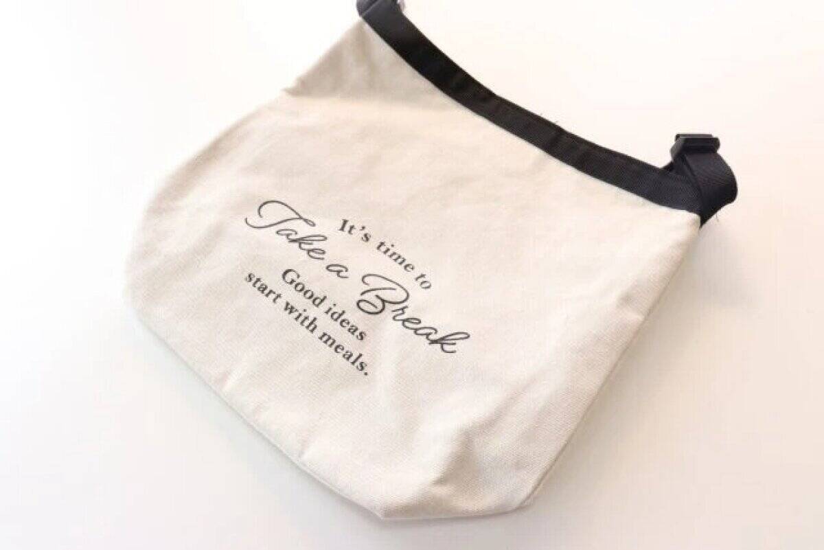 「100均で買った」って言うと驚かれる！普通に見えて機能的！家族分揃えたくなるバッグ