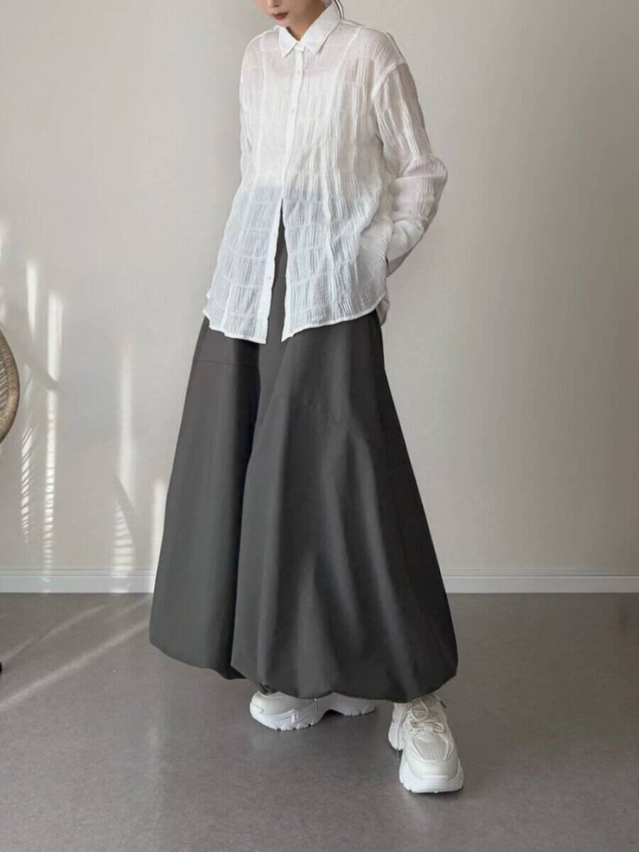 薄着の季節は華やか白トップスが断然使える！初夏のおすすめ着こなし5style