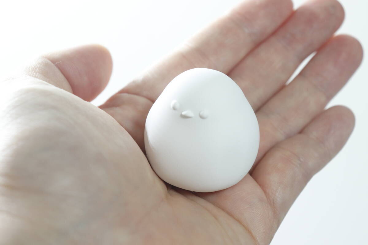 セリアで見つけた可愛いヤツが優秀！「こう見えて機能的！」置きっぱなしOKの下駄箱対策グッズ