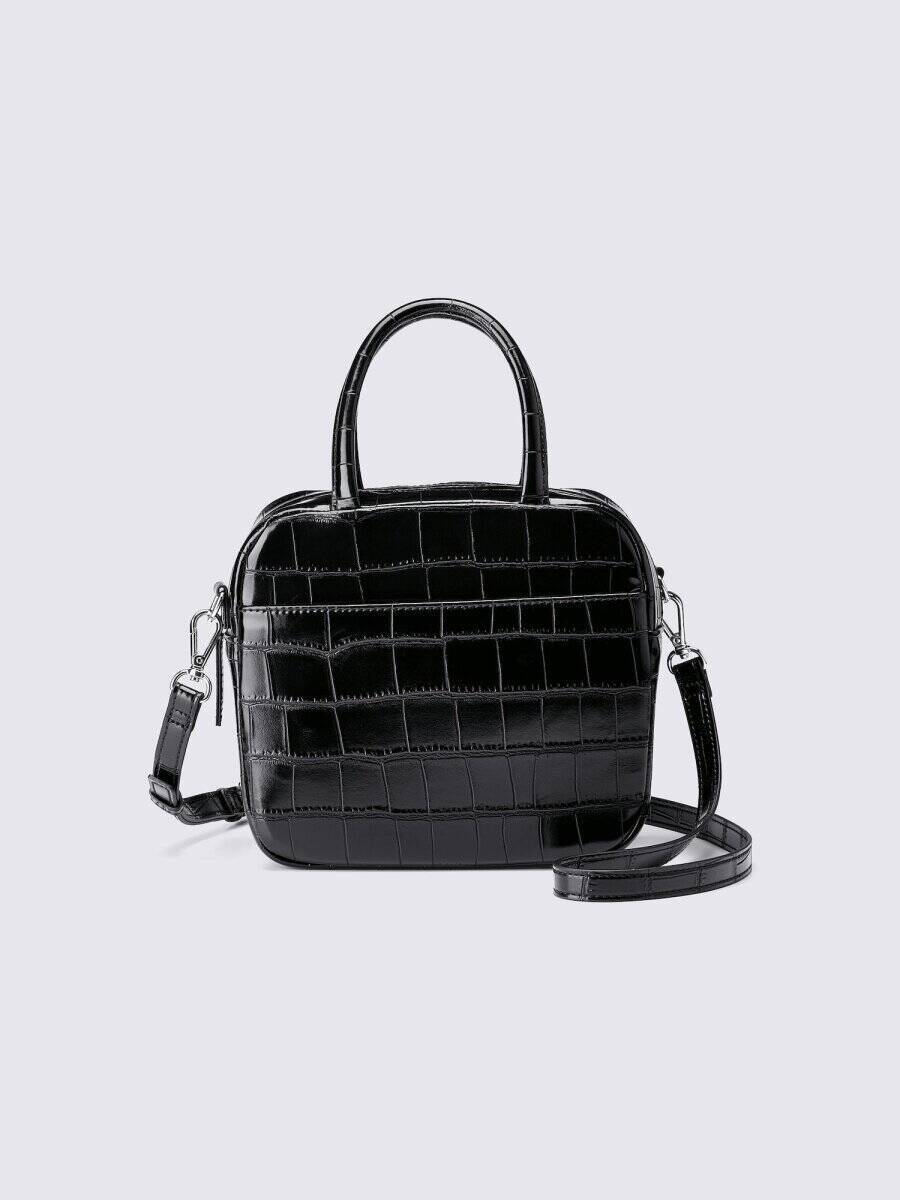 GUにハイレベルな新作バッグ出たよ♡これ買い逃したらショックでかい…！高見え黒バッグ5選