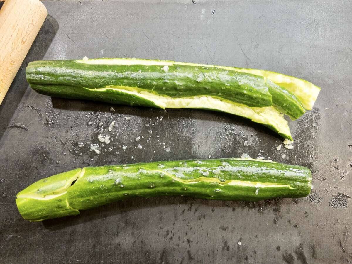 「これ作るために毎日きゅうり買いに行く！」5分でできるお助け副菜！叩ききゅうりの塩昆布和え