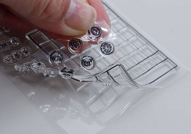 【ダイソー】使いやすい柄ばっかり！ぺたっと押すだけ！自分好みのアレを作れるスタンプ