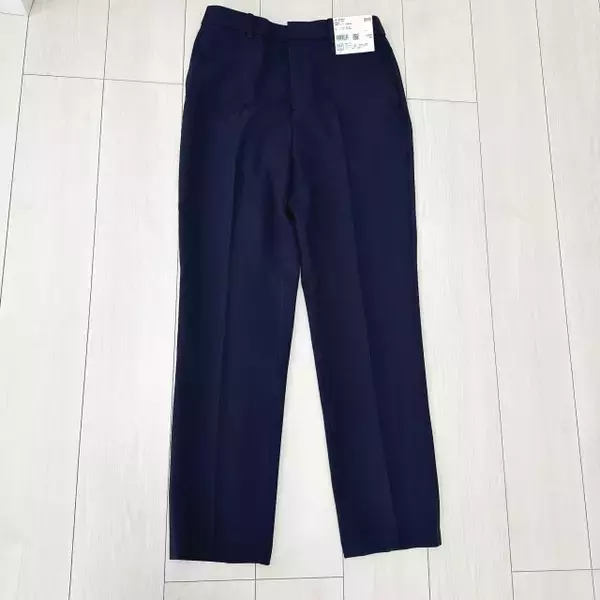 ユニクロで見つけた売り切れの予感すぎるスリムパンツ！万能アイテムのオンオフコーデ