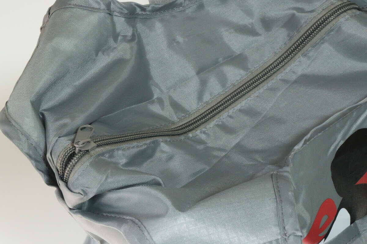 100均姉妹店のコラボやっぱ凄いわ！可愛くて実用的ってズルい！買えたらラッキーな優秀バッグ