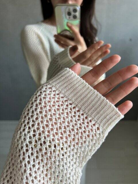 ユニクロで絶対買っとくべき！重ねるだけでこなれる♡今バズリ中のメッシュセーター