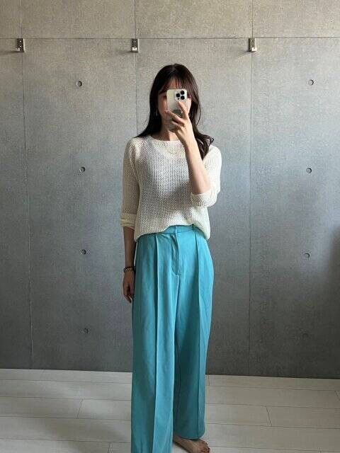 ユニクロで絶対買っとくべき！重ねるだけでこなれる♡今バズリ中のメッシュセーター