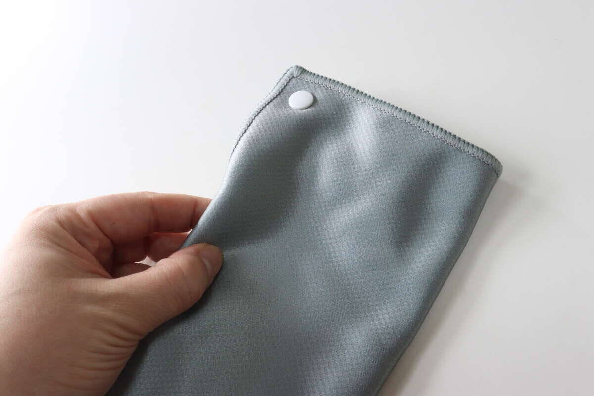 100均のこれ考えた人に拍手！「自分もクールダウンできる！」一石二鳥のボトルカバー