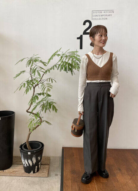 ユニクロで売り切れ続出するのも納得…プラスするだけで今っぽくなれる噂のコラボニット