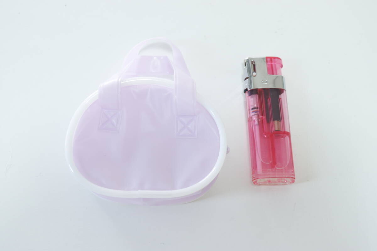 見つけた瞬間即カゴ行き！「懐かしすぎて震えた♡」小物入れにもなる100均のミニミニバッグ