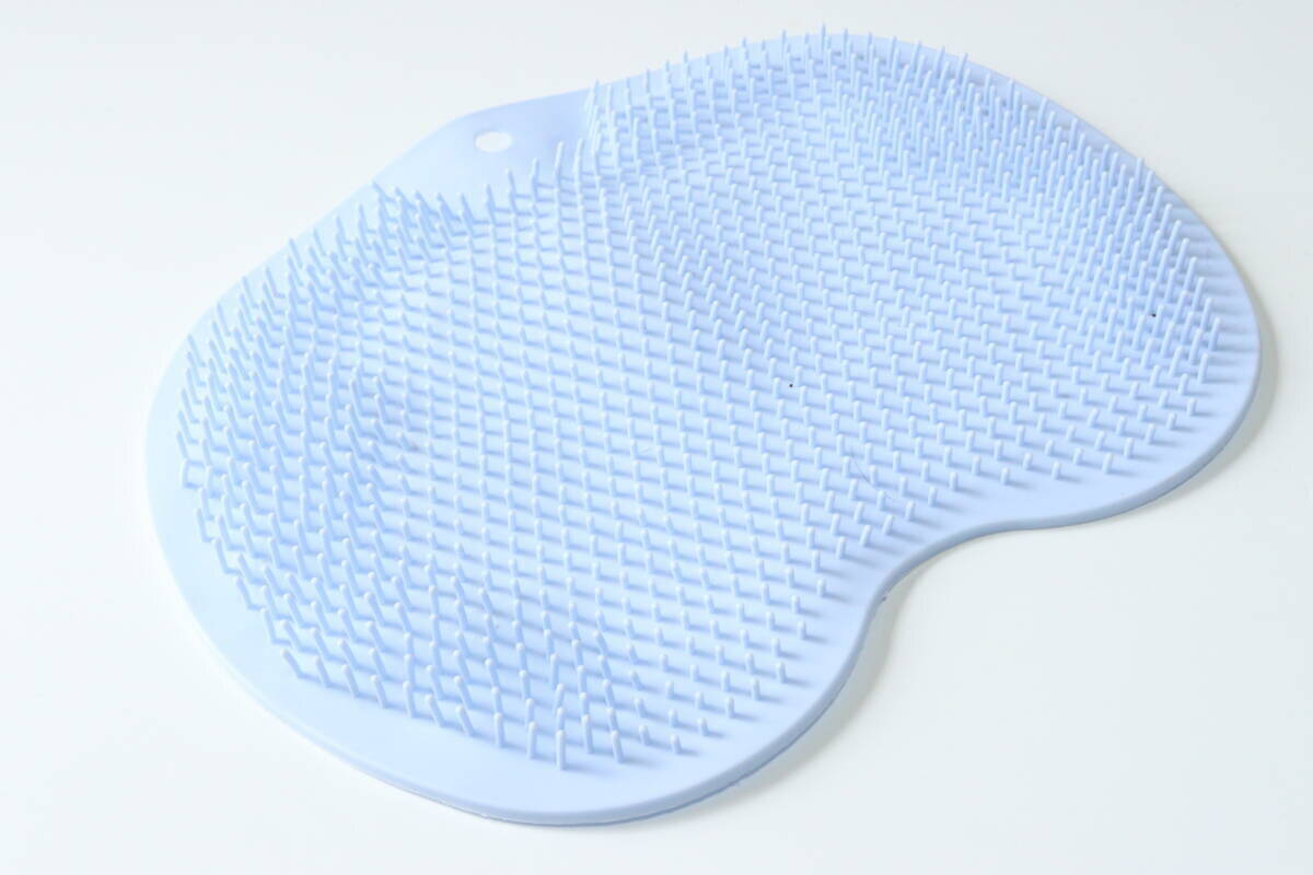 「素手にはもう戻れません…」「気持ちよさが全然違う」100均のブラシ