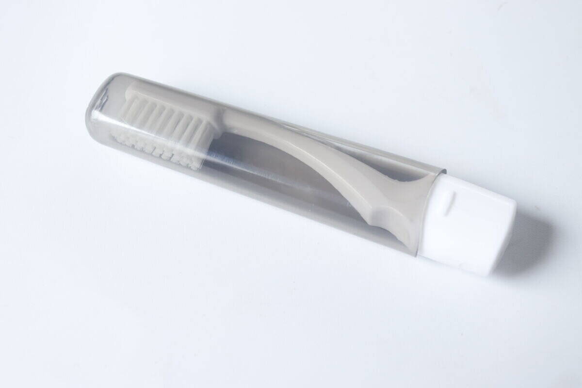 100均で良いの見つけた！「超コンパクトで衛生的！」いつもの感覚で使える携帯グッズ