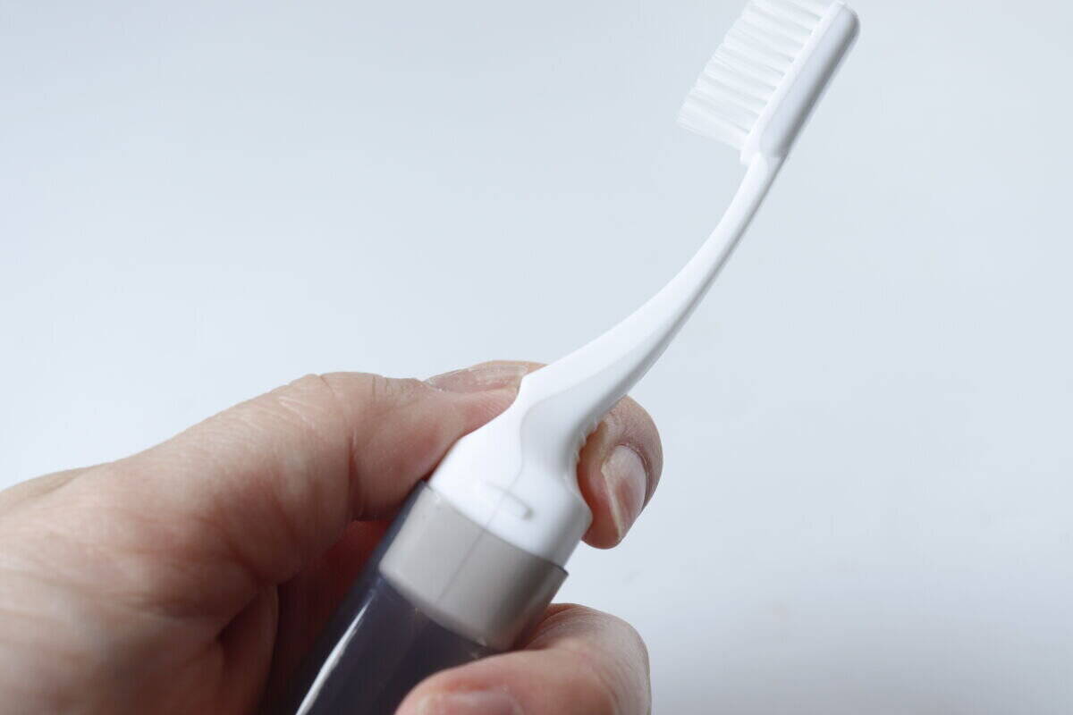 100均で良いの見つけた！「超コンパクトで衛生的！」いつもの感覚で使える携帯グッズ