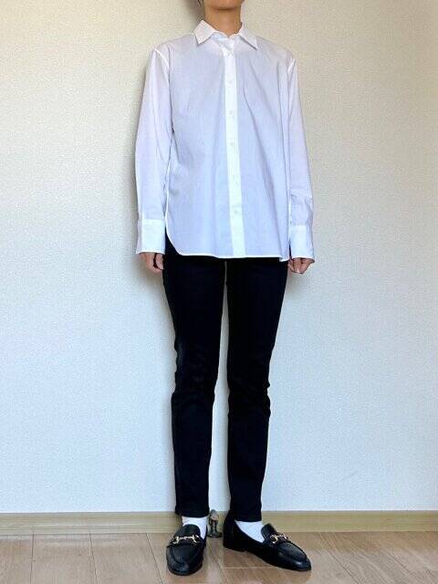 そのまま着るだけじゃもったいない！ユニクロのコットンシャツでOK＆NGコーデ