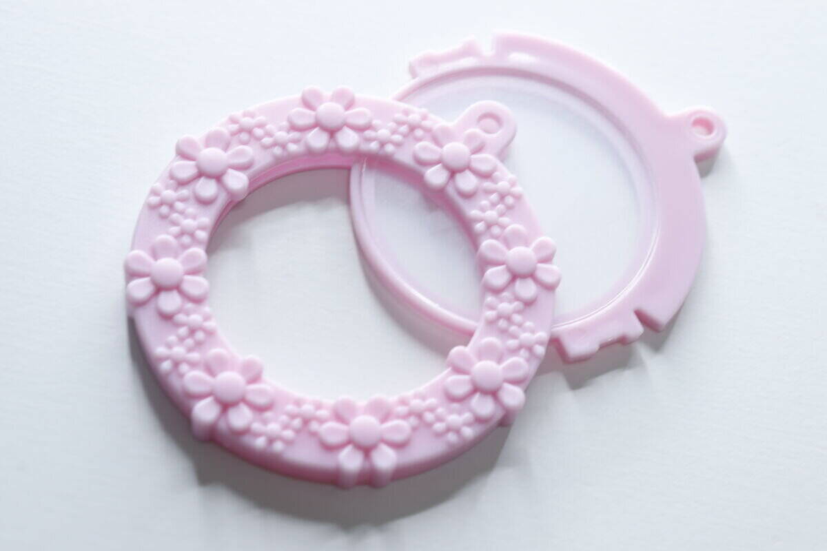 ありそうでなかった進化系！推し活民に使ってみてほしい100均キーホルダー
