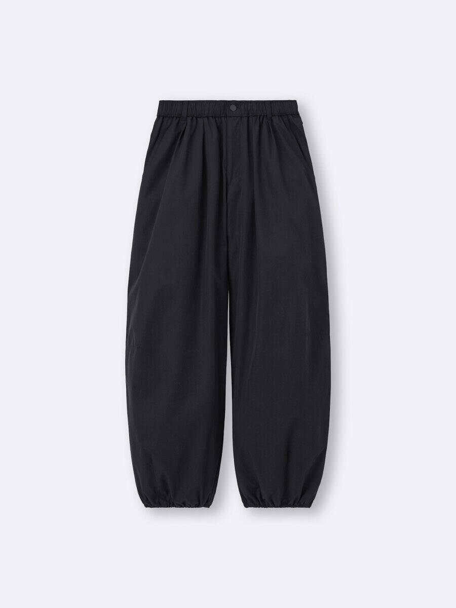 GUの黒ボトムス買っとけば間違いなし♡ラクなのに驚きのカバー力！名品スカート＆パンツ6選