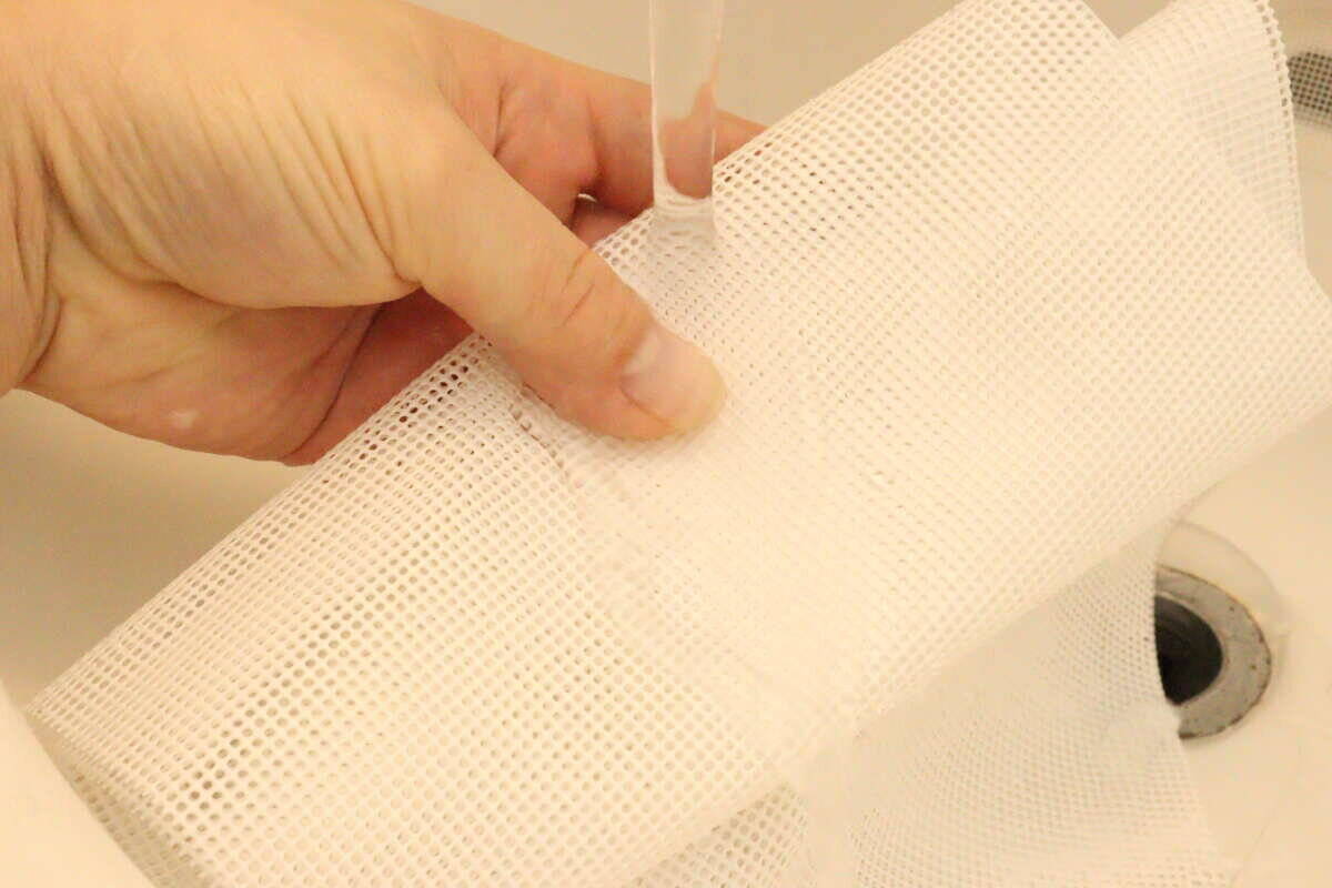 100均タオルが新感覚！「カビもヨレも気にならん！」「泡切れスピード段違い」「まるで素手」