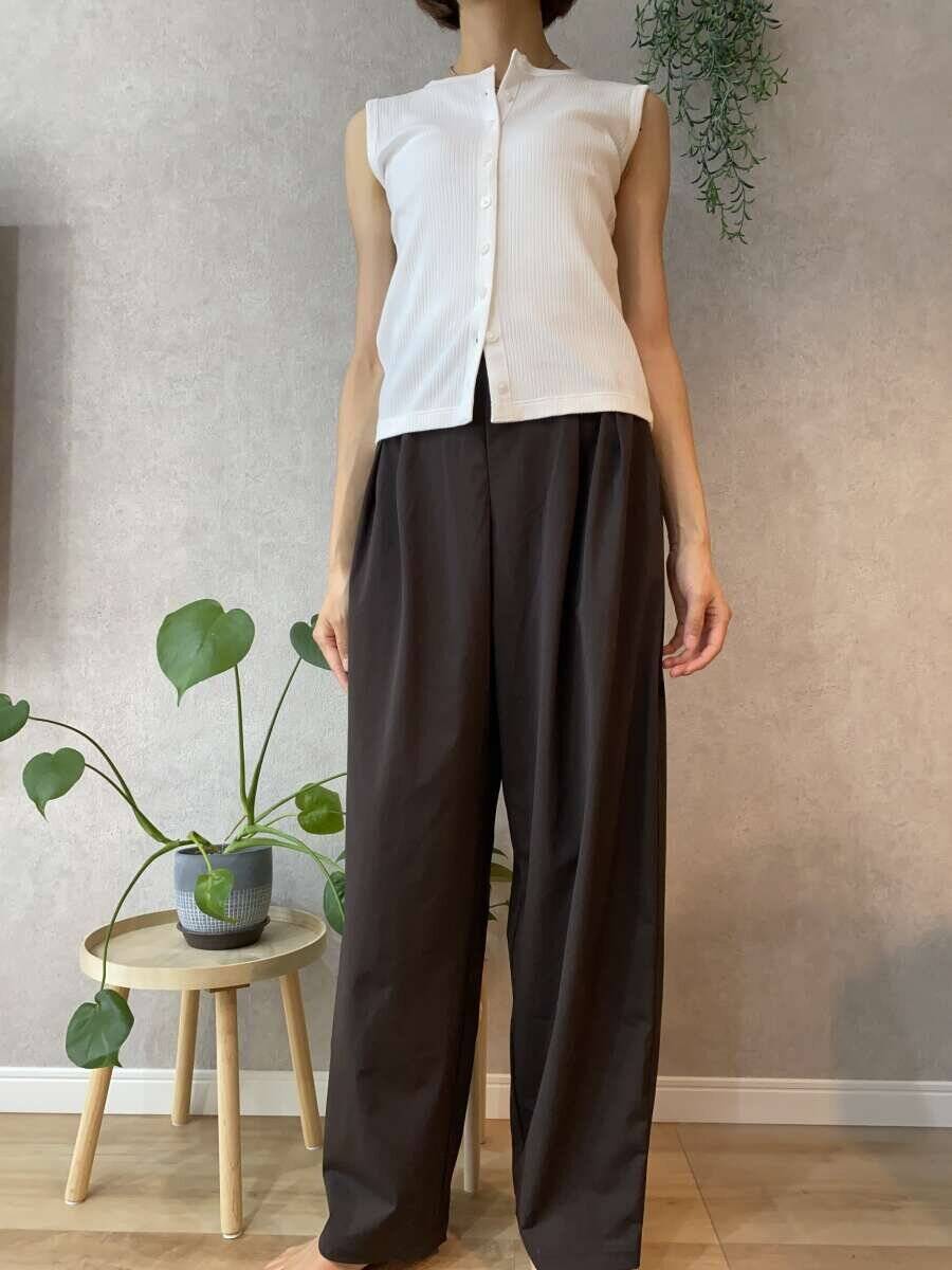 ユニクロのらくちん美脚パンツが着心地よすぎて思わずイロチ買い！着用レビュー＆着回しコーデ