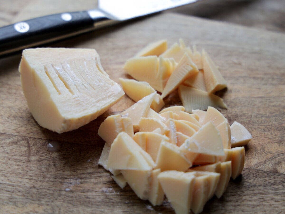 「たけのこごはんの最適解見つけた！」炊飯器で炊くだけ！たけのことソーセージの白だしピラフ