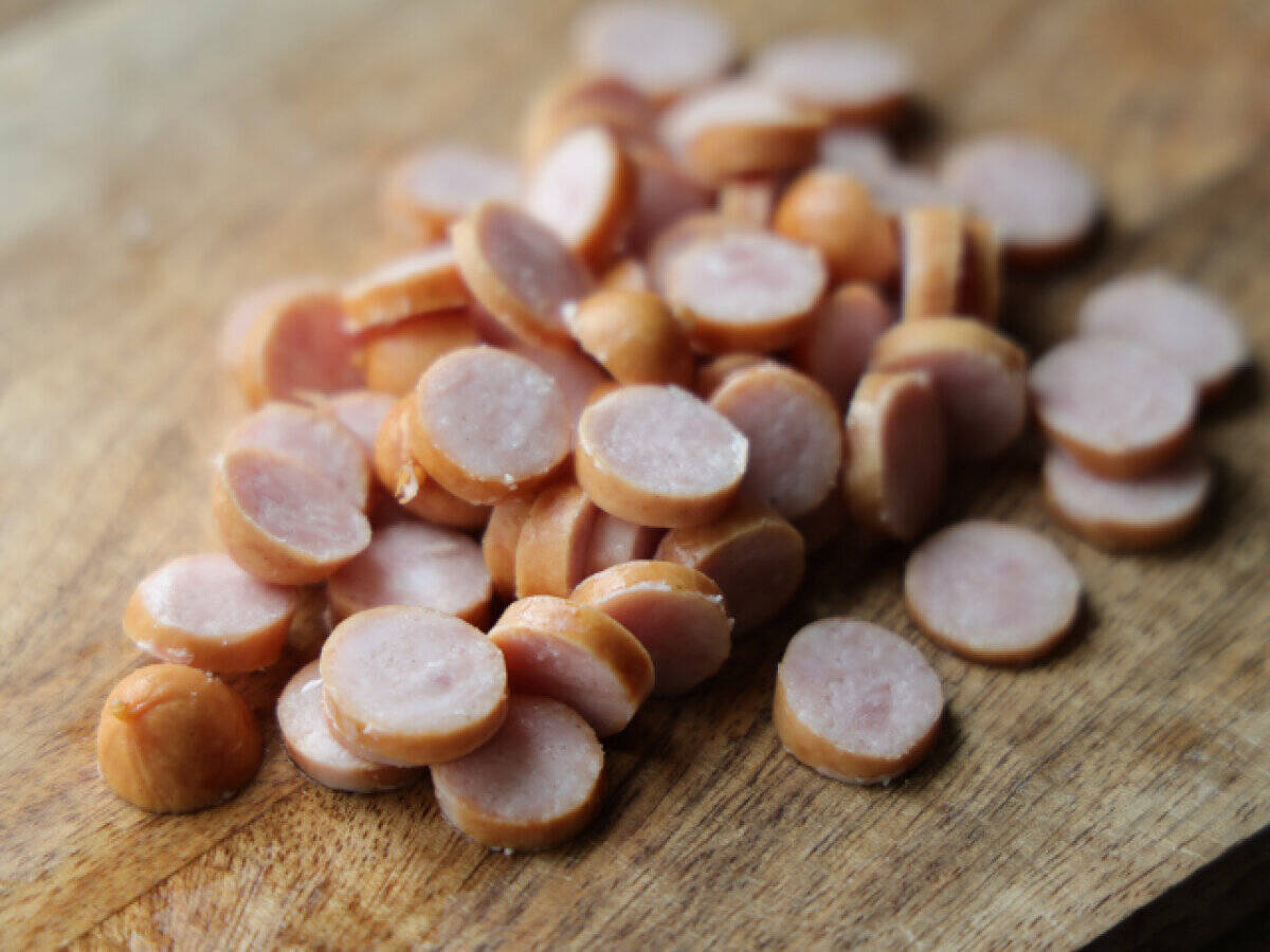 「たけのこごはんの最適解見つけた！」炊飯器で炊くだけ！たけのことソーセージの白だしピラフ