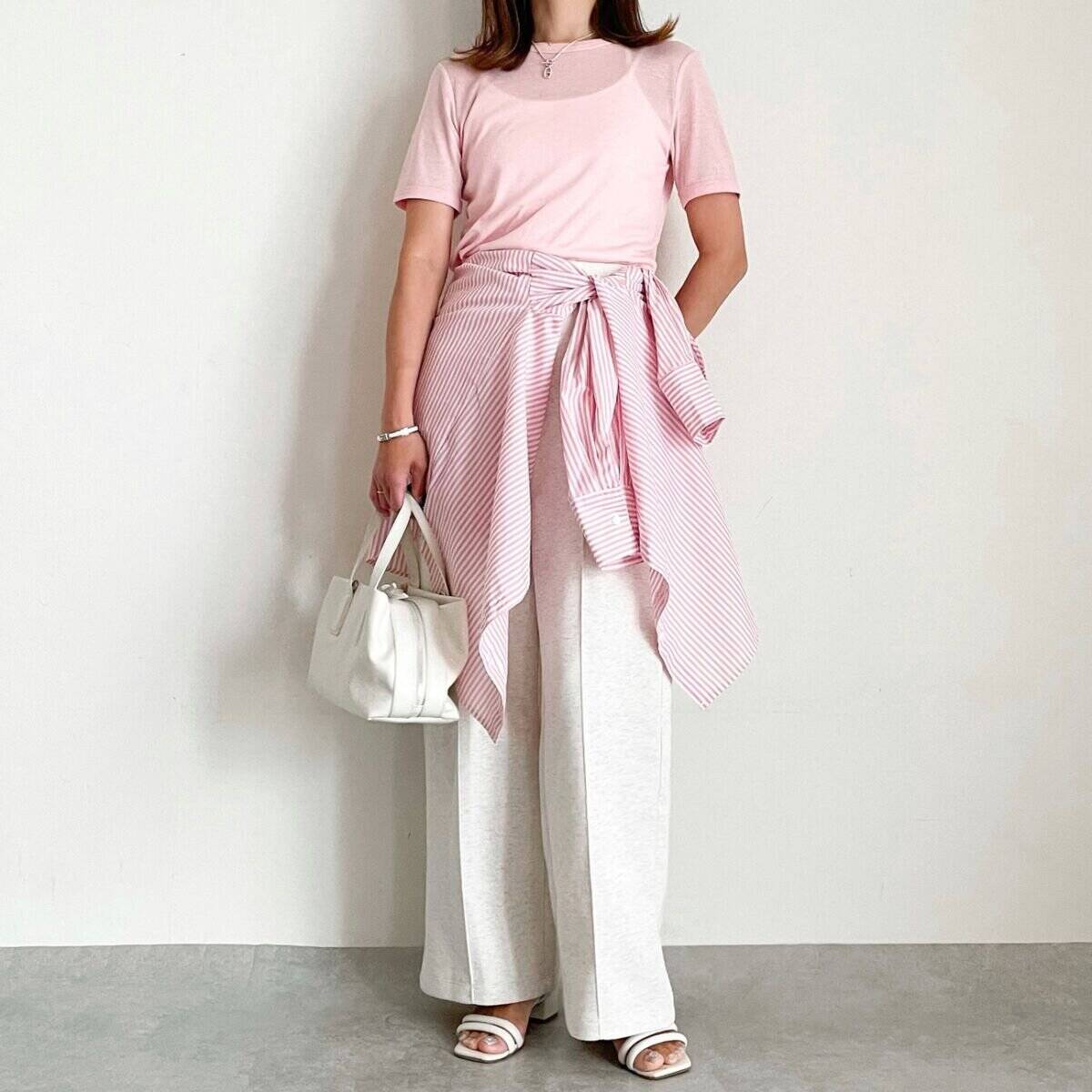 GUの人気シアーTって透けすぎない…？大人女子にちょうどいい着こなし術♡