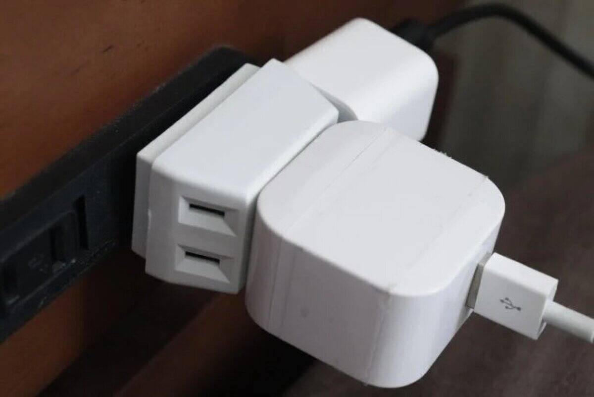 さすがに安すぎるよ！このスペックで200円は驚愕…！買わなきゃ損な電気小物3選