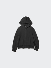 ユニクロの秋アウター買い逃したらショック！朝晩の寒暖差に大活躍！サマ見えアウター大特集