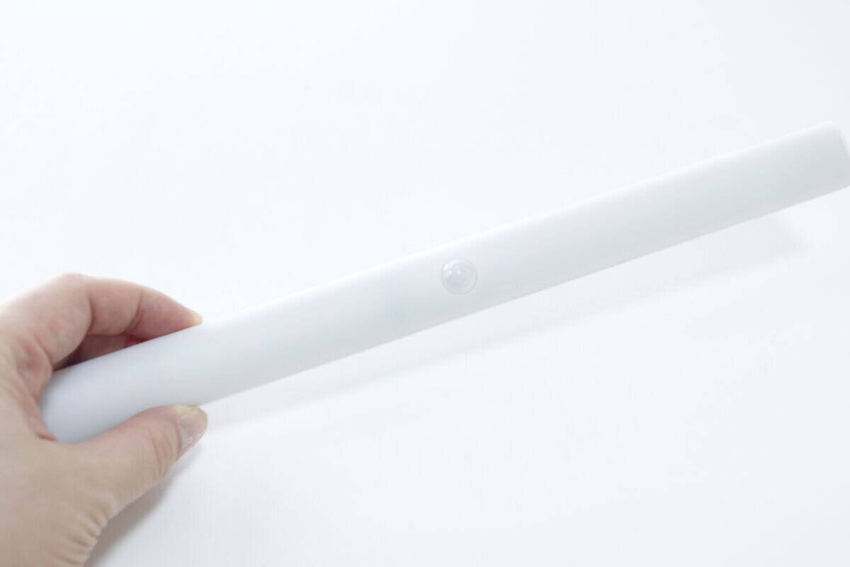 また人気出そうなの出してる！着脱できて充電が楽ちん！しかも高機能な100均プチ家電