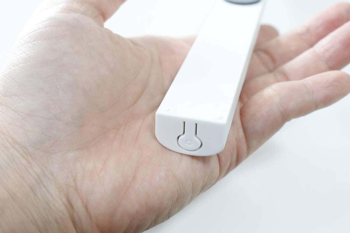 また人気出そうなの出してる！着脱できて充電が楽ちん！しかも高機能な100均プチ家電