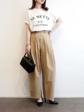夏の定番「ロゴTシャツ」大人はこう着る♡カジュアルすぎない！おしゃれさんのお手本コーデ5選