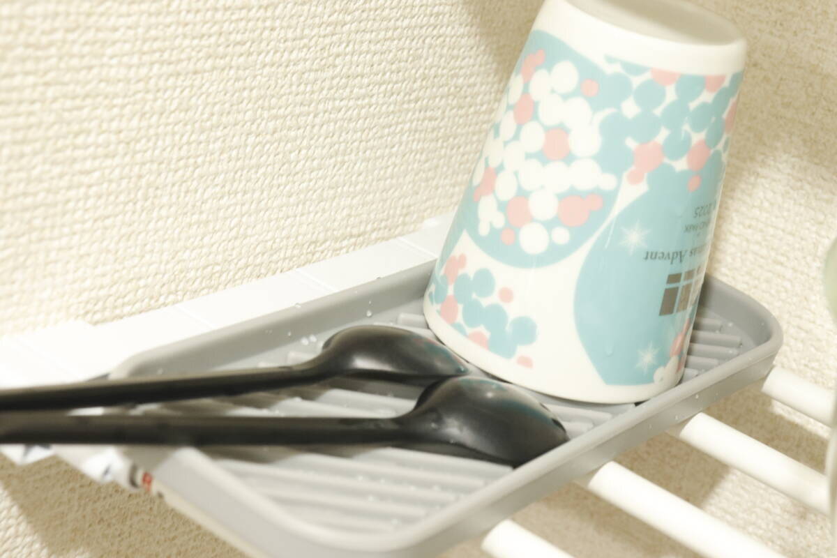 100均で買って大正解！お皿洗いのあるあるを解消♡スリムなのに頼りになる便利グッズ