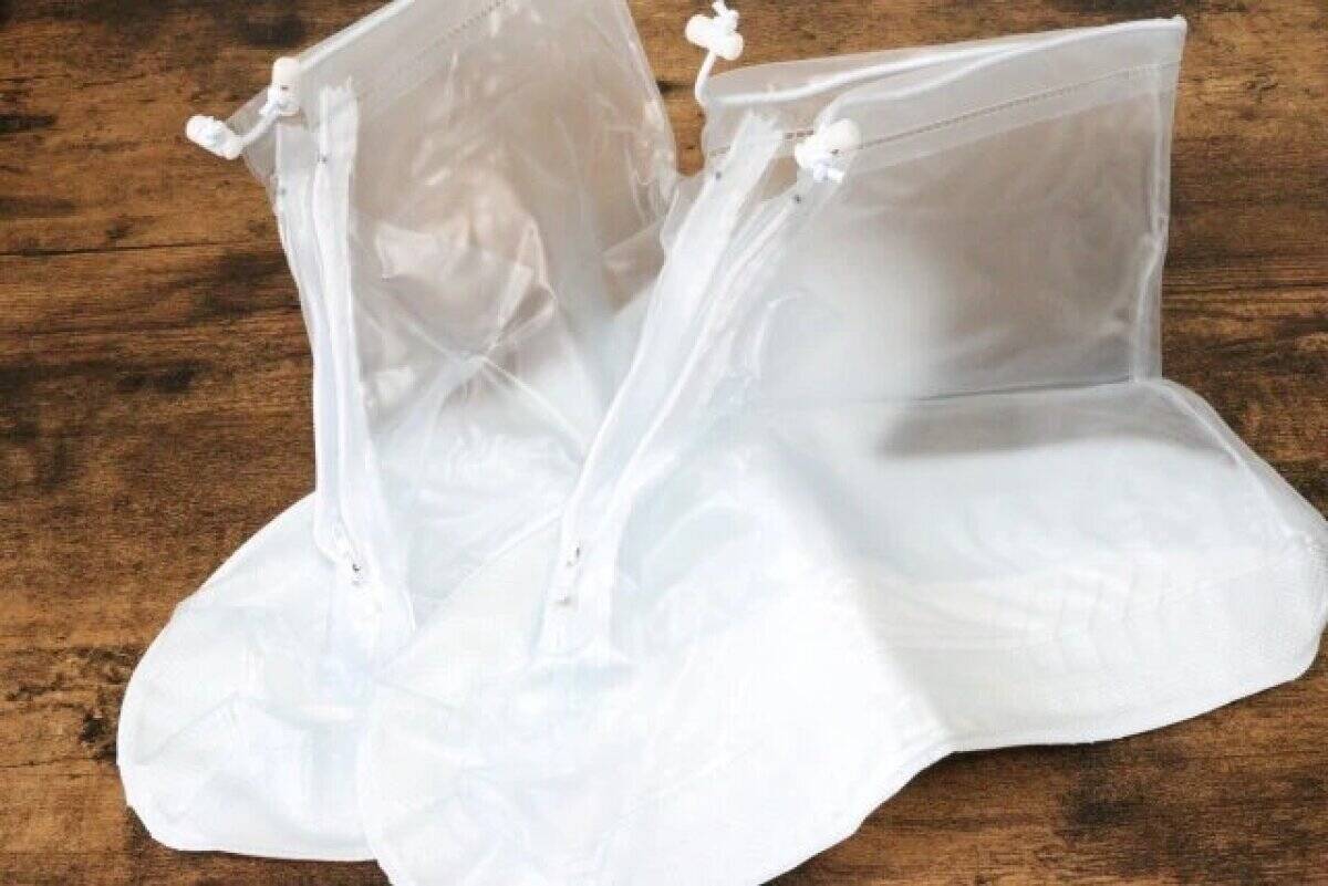 100均で買えるなら早く言ってよ～！他所で買うともっと高い…！1つあると便利なレイングッズ