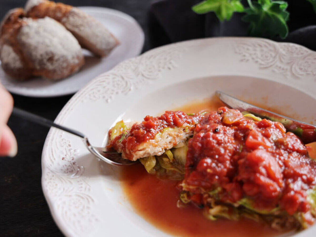 春キャベツの本当に美味しい食べ方見つけた！15分で簡単！春キャベツと豚肉のトマトチーズ蒸し