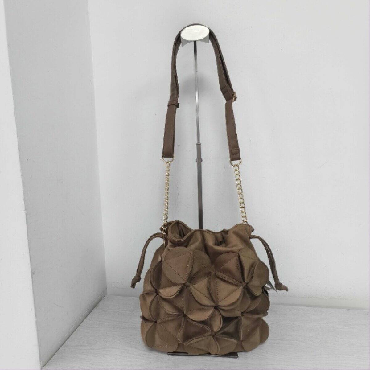 しまむらの新作バッグ、今すぐ買っとかないと損するレベル！こういうのが欲しかった♡厳選リスト