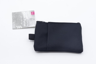 地味なんだけどよくできてる！ダイソーで買って大正解♡使い勝手抜群の黒ポーチ