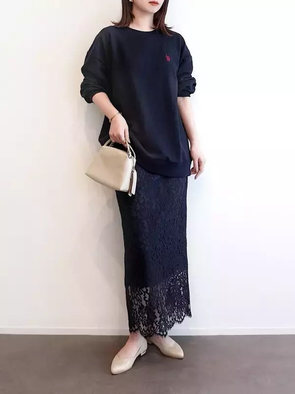 春コーデはスウェット×スカートで品よく垢抜ける♡カジュアルすぎない！大人のお手本スタイル