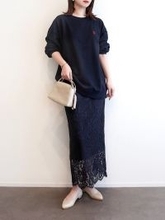 春コーデはスウェット×スカートで品よく垢抜ける♡カジュアルすぎない！大人のお手本スタイル