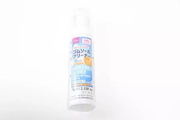 100均のこれでいいじゃん！ピンポイントで簡単にきれいにできる！泡タイプのお手軽グッズ