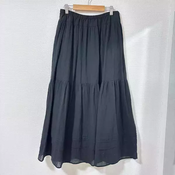 真夏でも涼しいって本当…！？足を出したくない日のユニクロマキシスカート検証