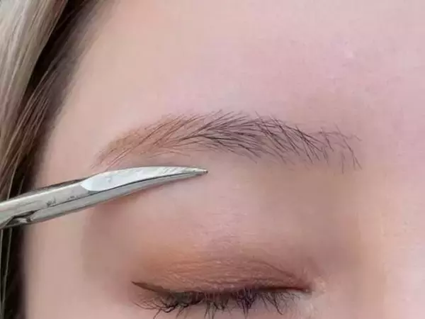 あなたのやり方間違ってるかも！プロが教える垢抜け眉の描き方＆整え方の正解って？