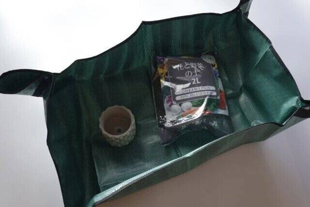 セリアのコレいい仕事してくれるのよ～！素手だと大変…アレをザクザク処理できる便利グッズ