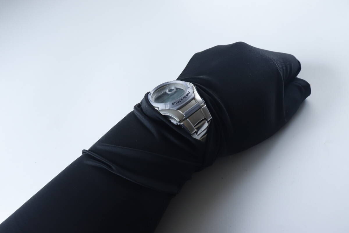 100均で300円なら安いモノ…！バッグに入れとくと安心感違う！高機能の日焼け対策グッズ