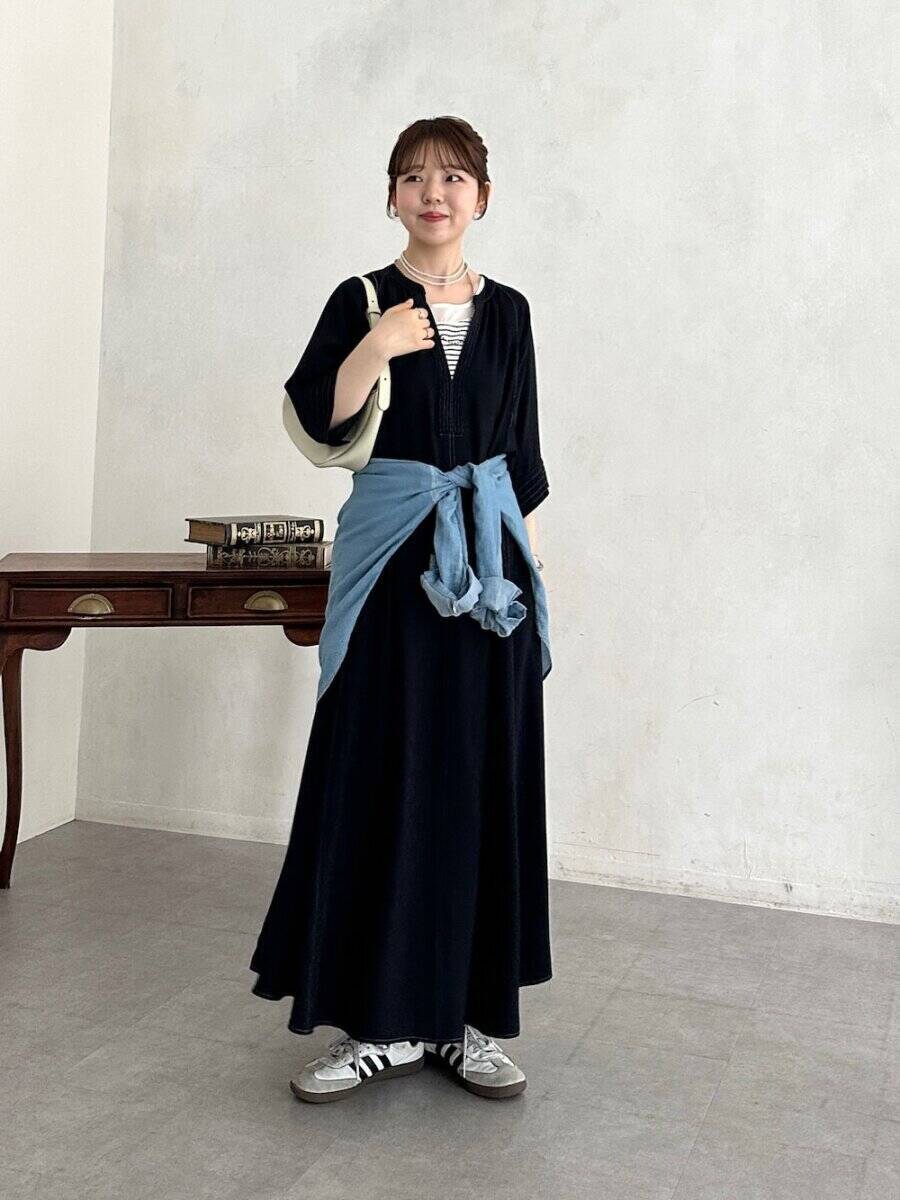 「デニムシャツ」1枚持っておくと本当に便利！毎日コーデに大助かり！おしゃれな人の着回し術