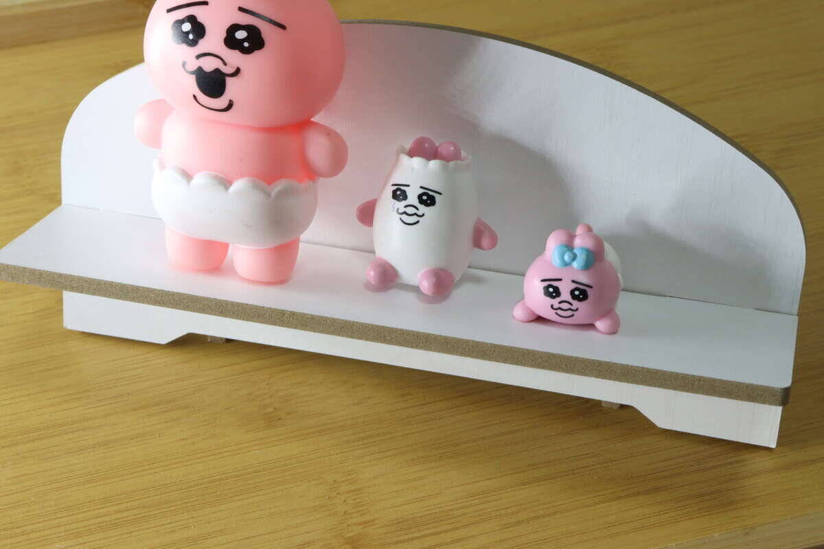 組み立て簡単で即馴染む！大人が本気で使える100均ディスプレイグッズ